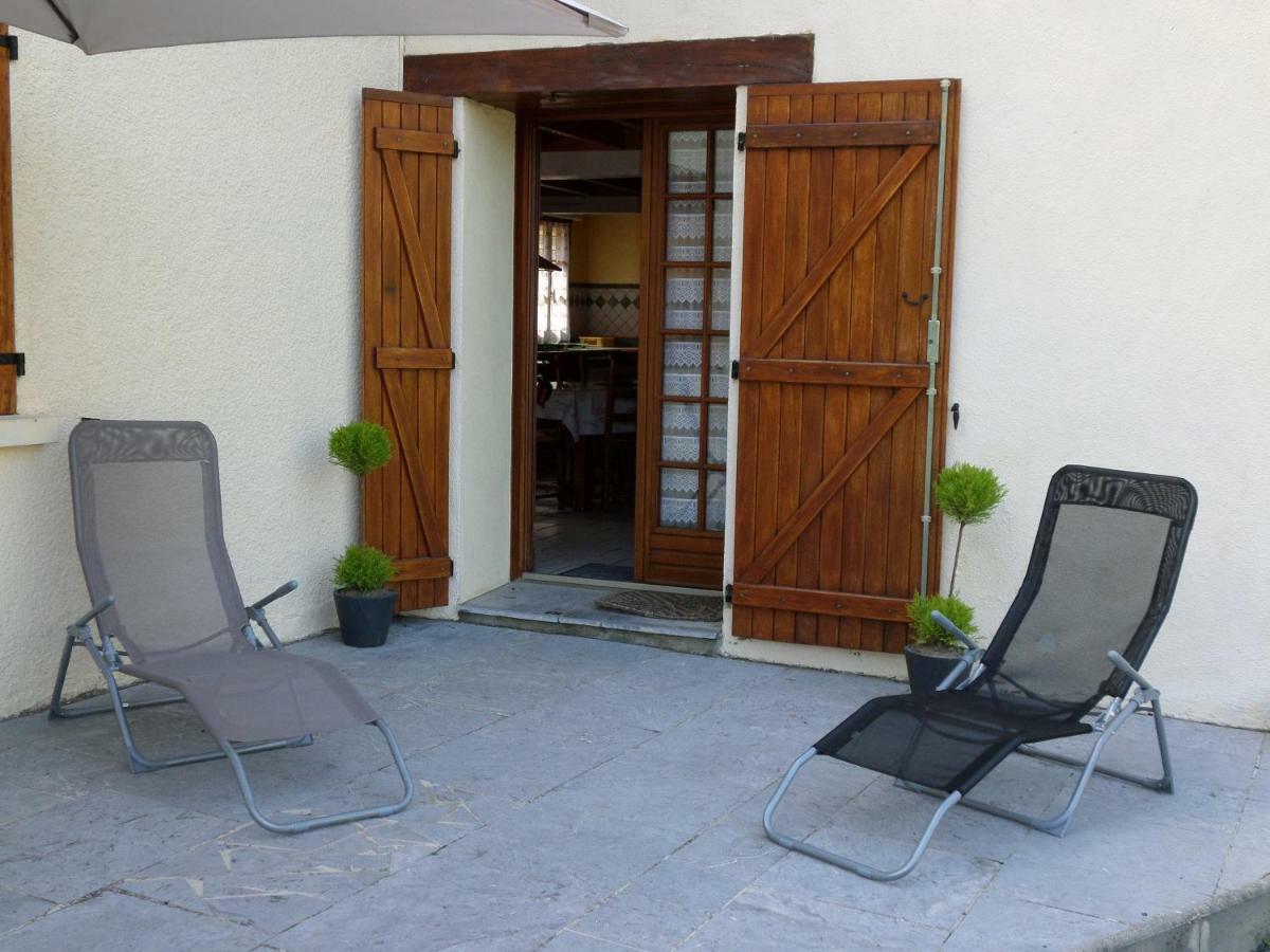 Villa Bergerie Renovee Au Coeur Des Pyrenees Campan Exterior foto